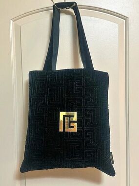 Balmain Beauty Black Velvet Quilted Tote Bag Rare GWP
